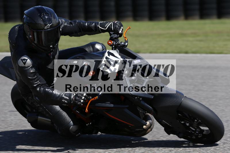 /Archiv-2024/56 10.08.2024 Plüss Moto Sport ADR/Freies Fahren/241